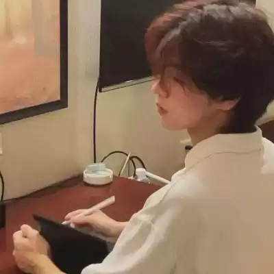 卢浅伽